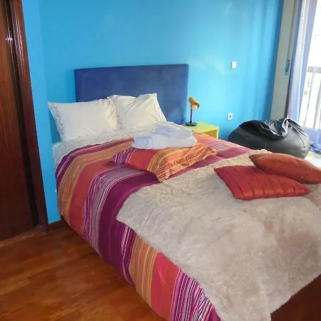 Quarto em Acomodações Particulares Junto Ao Mar