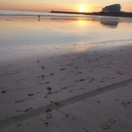 Junto Ao Mar * Matosinhos (Porto)